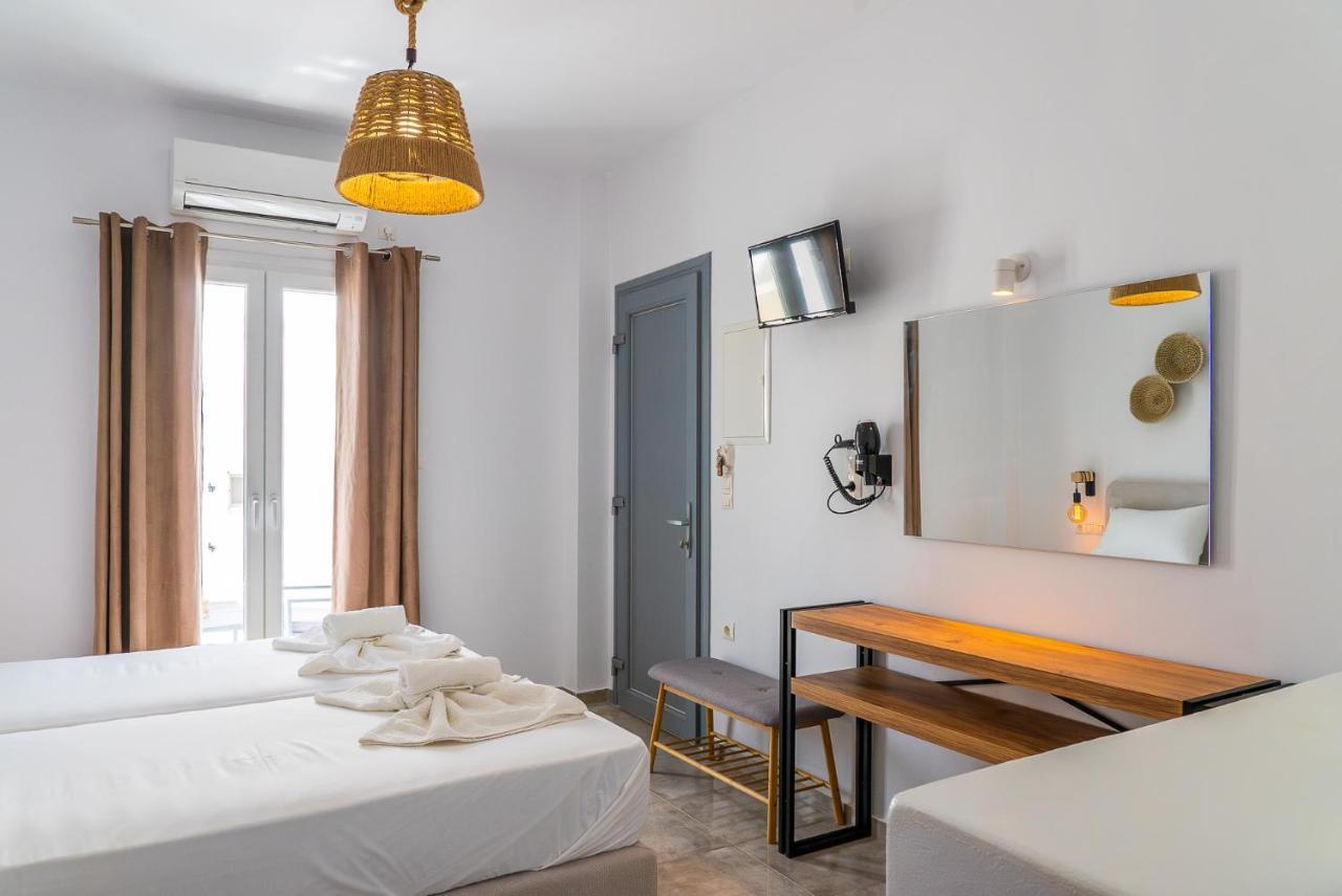 Eleftheria Studios Antiparos Town Екстериор снимка