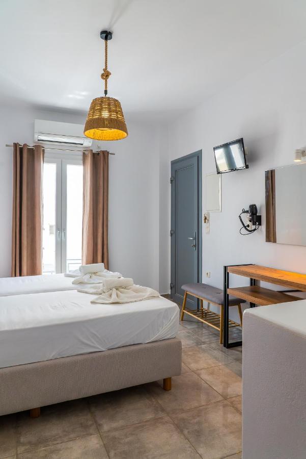 Eleftheria Studios Antiparos Town Екстериор снимка