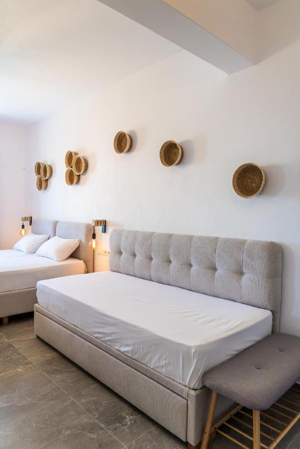 Eleftheria Studios Antiparos Town Екстериор снимка